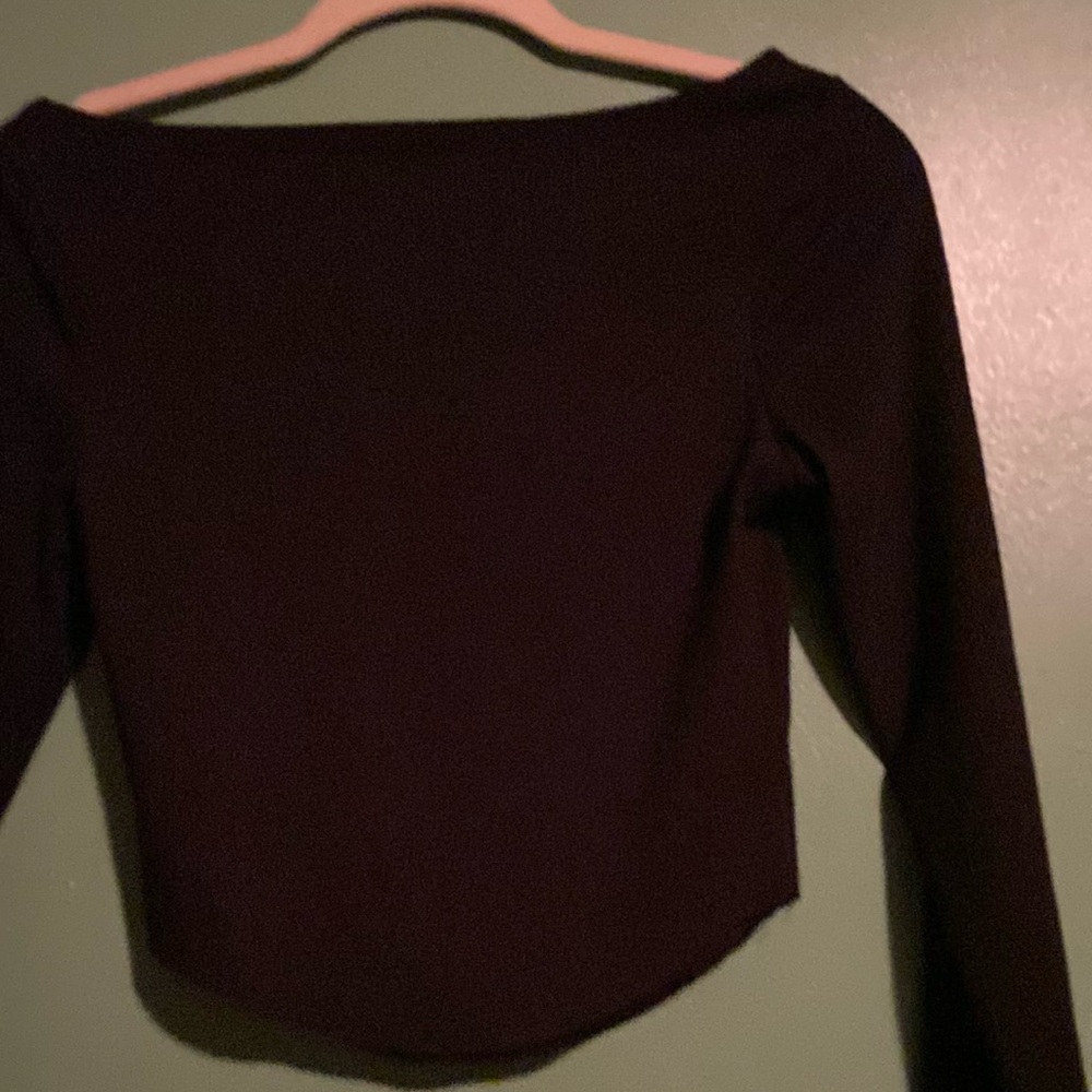 Crop top - Picture 2 of 4